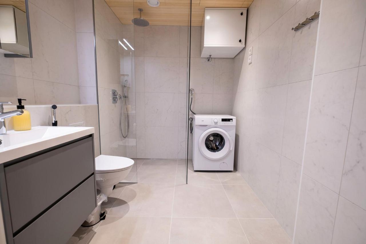 A New Apartment In เฮลซิงกิ ภายนอก รูปภาพ